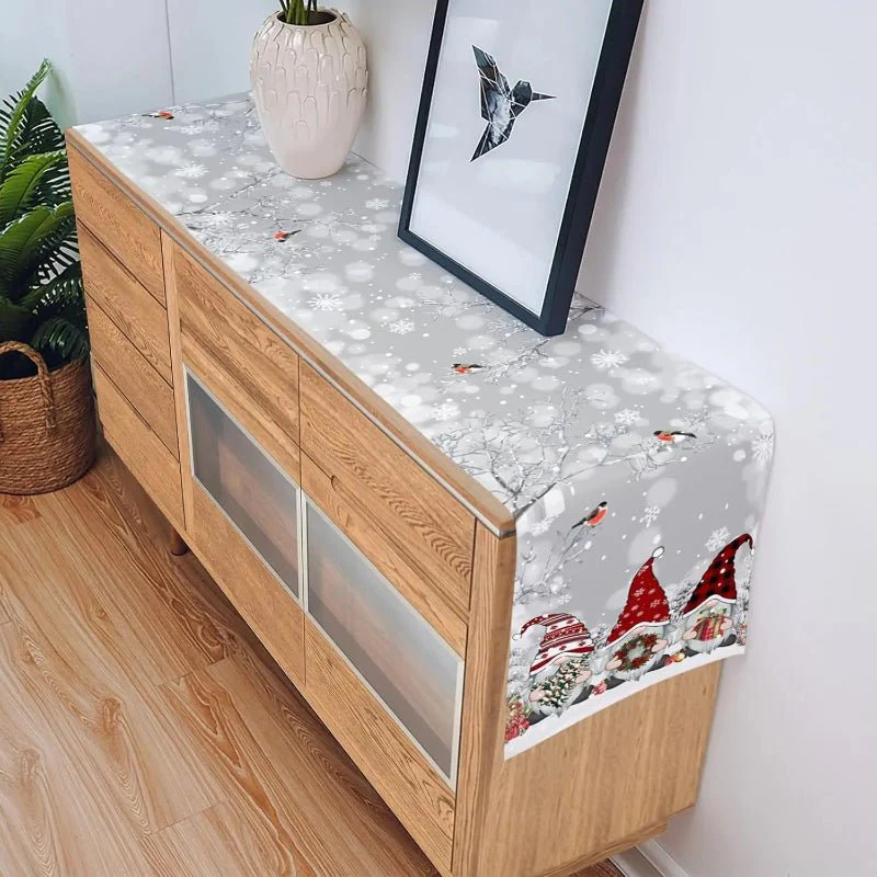 LINENWISH – Festive Linen Table Runner for Christmas with Snowflake and Gnome Motif - Image 6