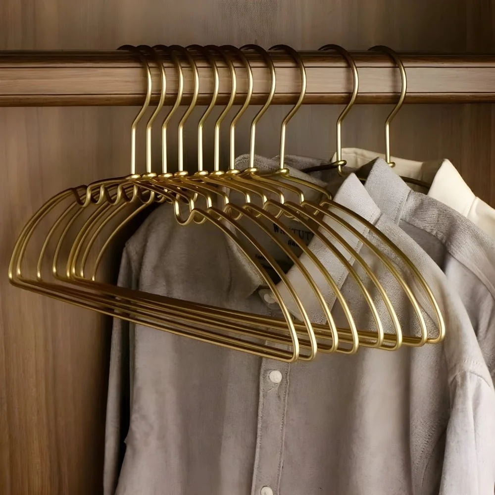 LINÉRO – Ultra-compact, space-saving clothes hangers in a set of 10 for tidy wardrobes - Image 2