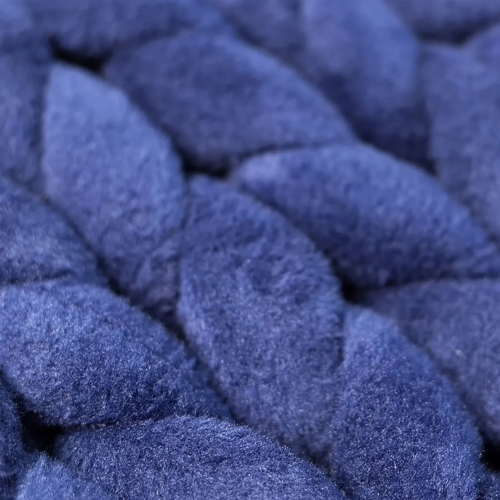 Loomora – Handmade Minky Chunky Blanket for Ultimate Comfort - Image 5
