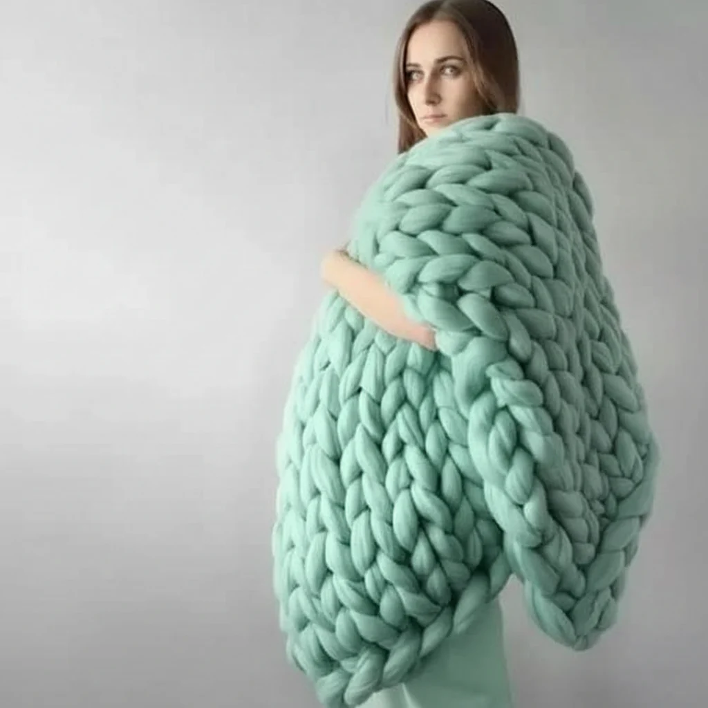 Loomora – Handmade Minky Chunky Blanket for Ultimate Comfort - Image 9
