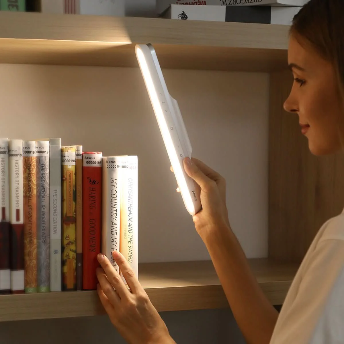 LUMIBAR - Portable LED light strip for versatile applications - Image 6