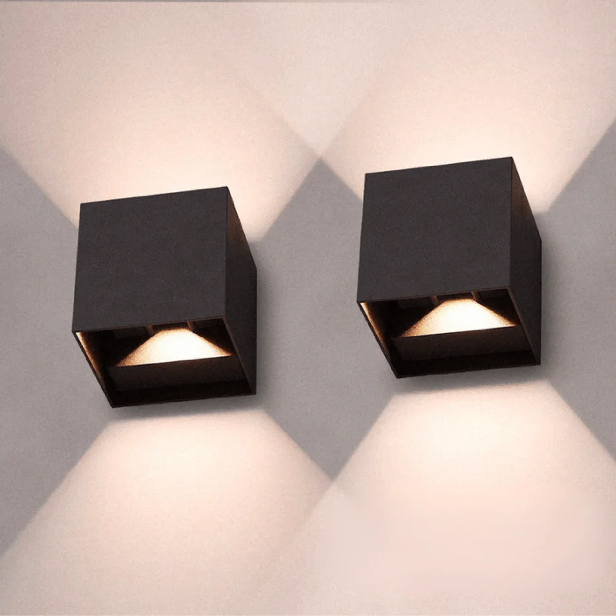 LUMICUBE – Modern LED Wall Light for Living and Work Spaces