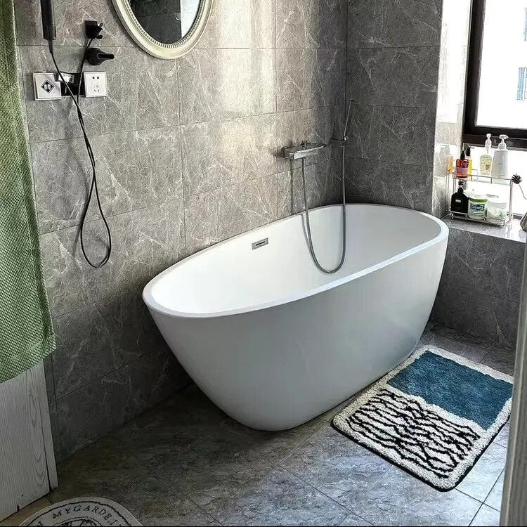 MODARIN – Artistic Handmade Abstract Bath Mat with Non-Slip Design - Image 8