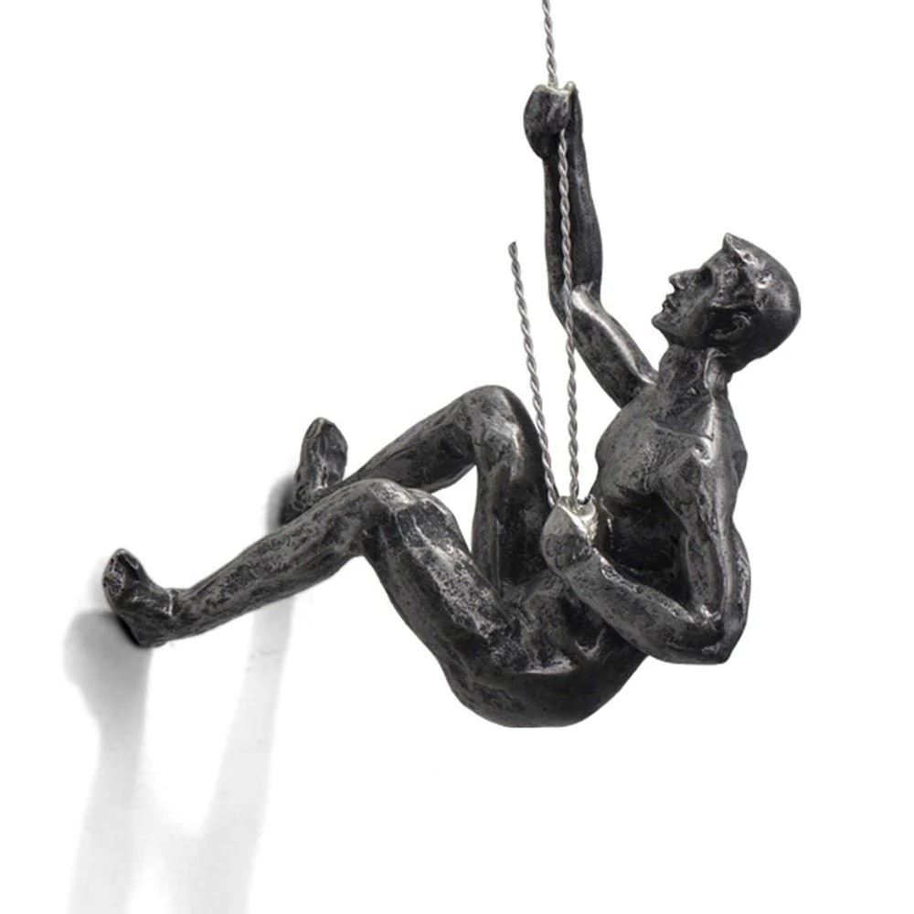 MONORA – Handmade Climbing Wall Sculpture Made of Synthetic Resin - Image 10