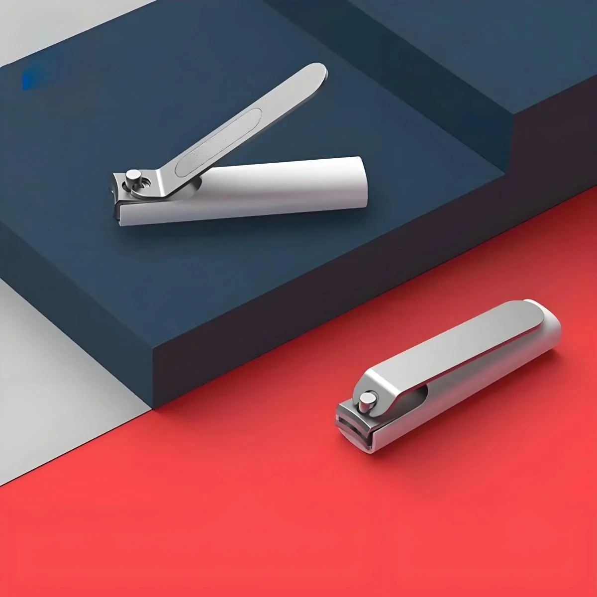 NAILGUARD – Nail Clipper with Splash Guard and Integrated File - Image 2