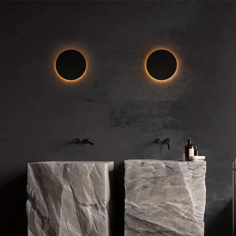 Orr Outdoor Wall Lamp - Minimalist LED wall light in round or square, IP65 - Image 6