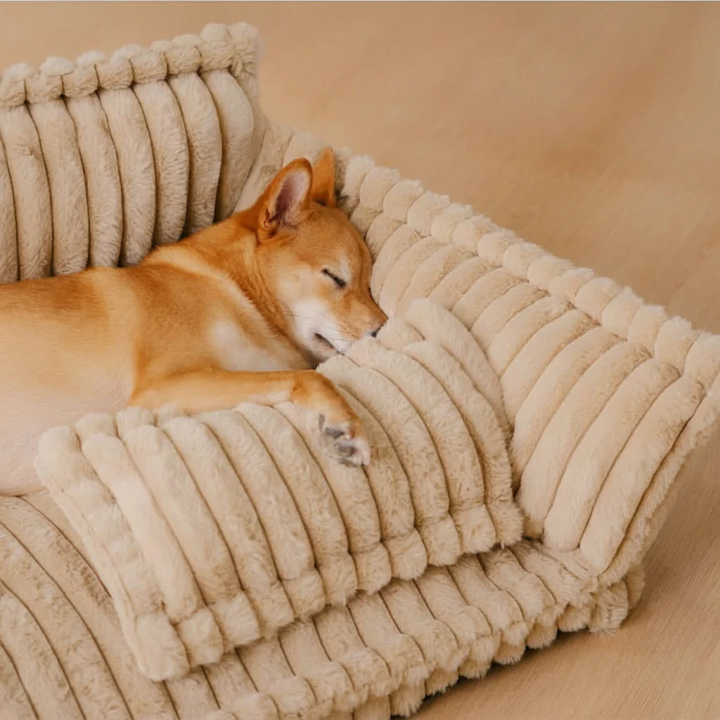 Snoozy Dream - Orthopaedic dog cushion with neck support & fluffy comfort - Image 4