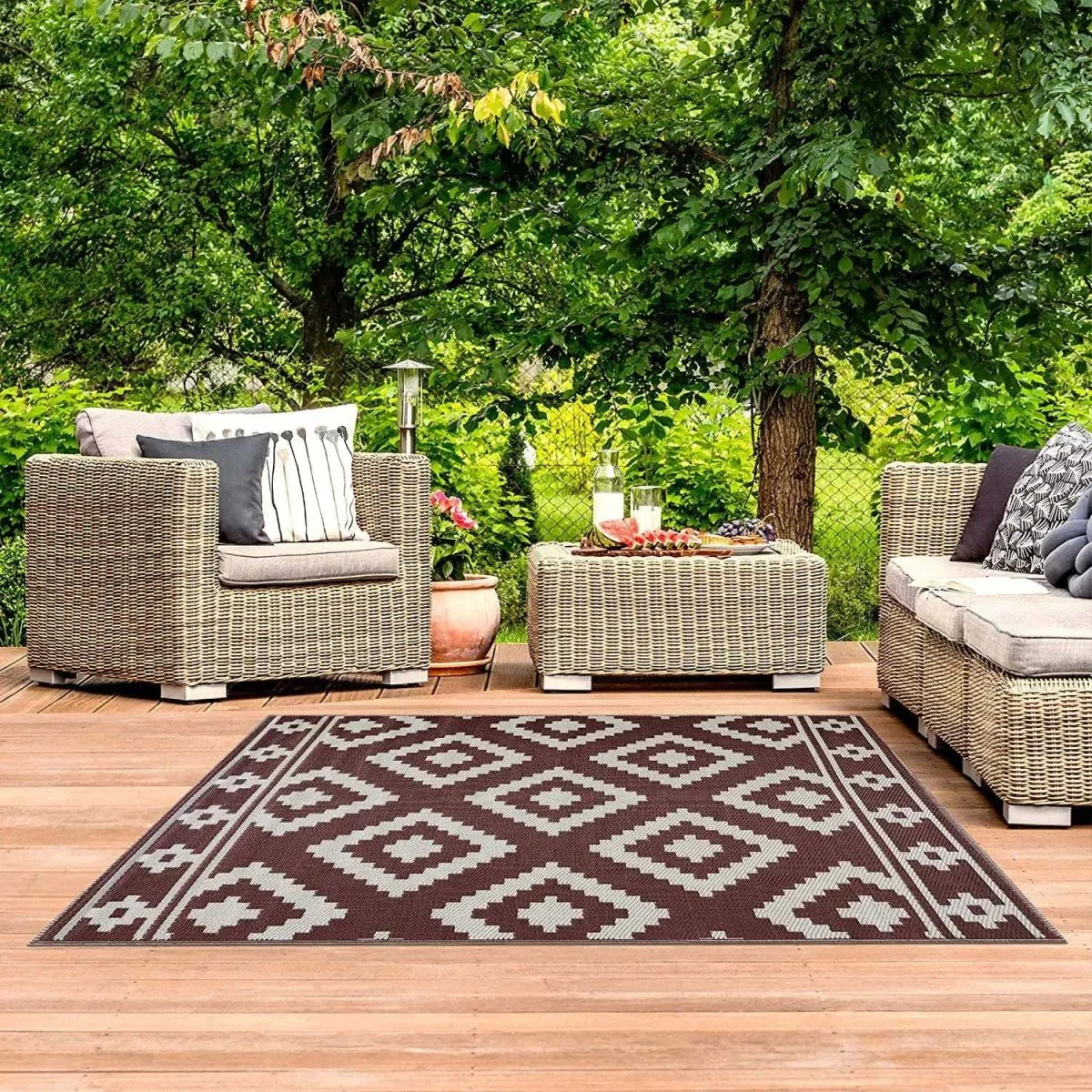 PATIOLOOM – High-quality outdoor garden rug, easy to clean & weatherproof - Image 4