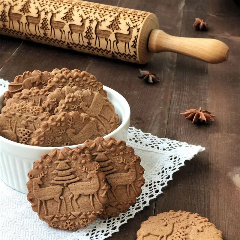 PATTERNPIN – Handmade rolling pin with decorative Christmas embossing - Image 2