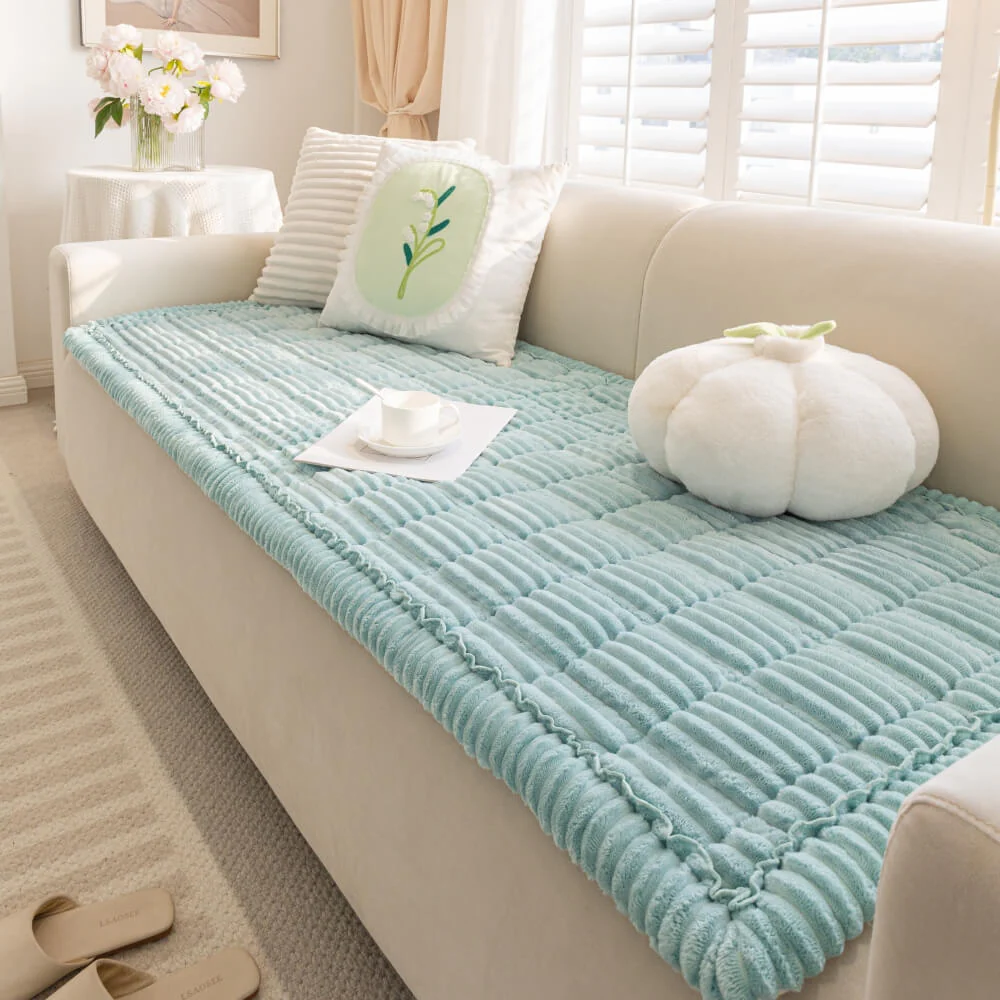 PAWFLANNEL – Soft Flannel Pet Mat to Protect Sofa and Bed - Image 9