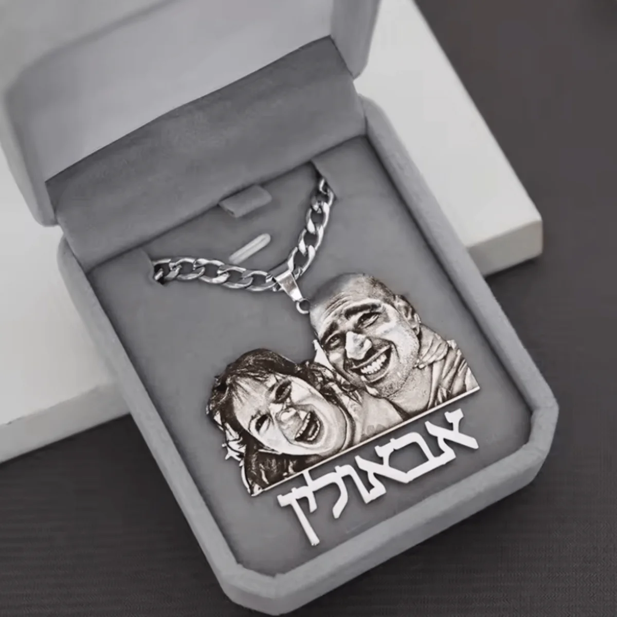 PHOTERA – Stainless Steel Necklace with Customizable Photo Pendant - Image 4
