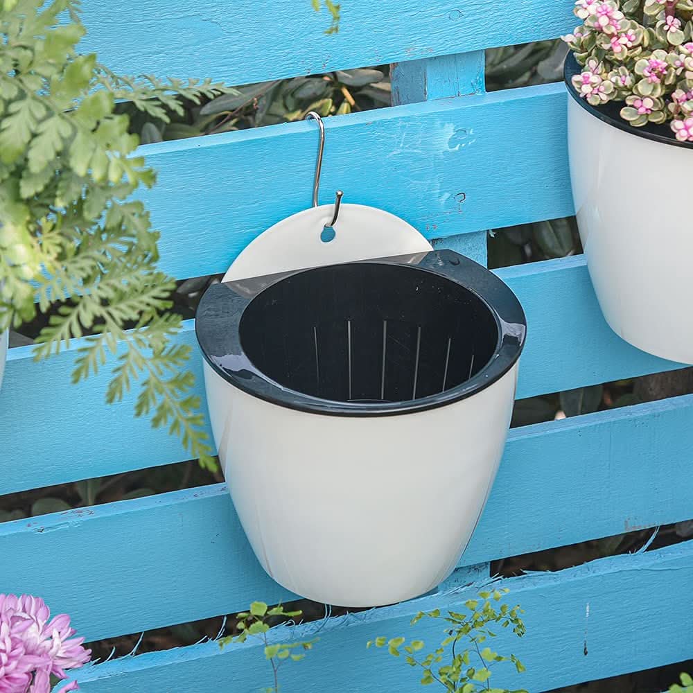 Plantiva – Vertical self-watering flowerpot for modern living - Image 12