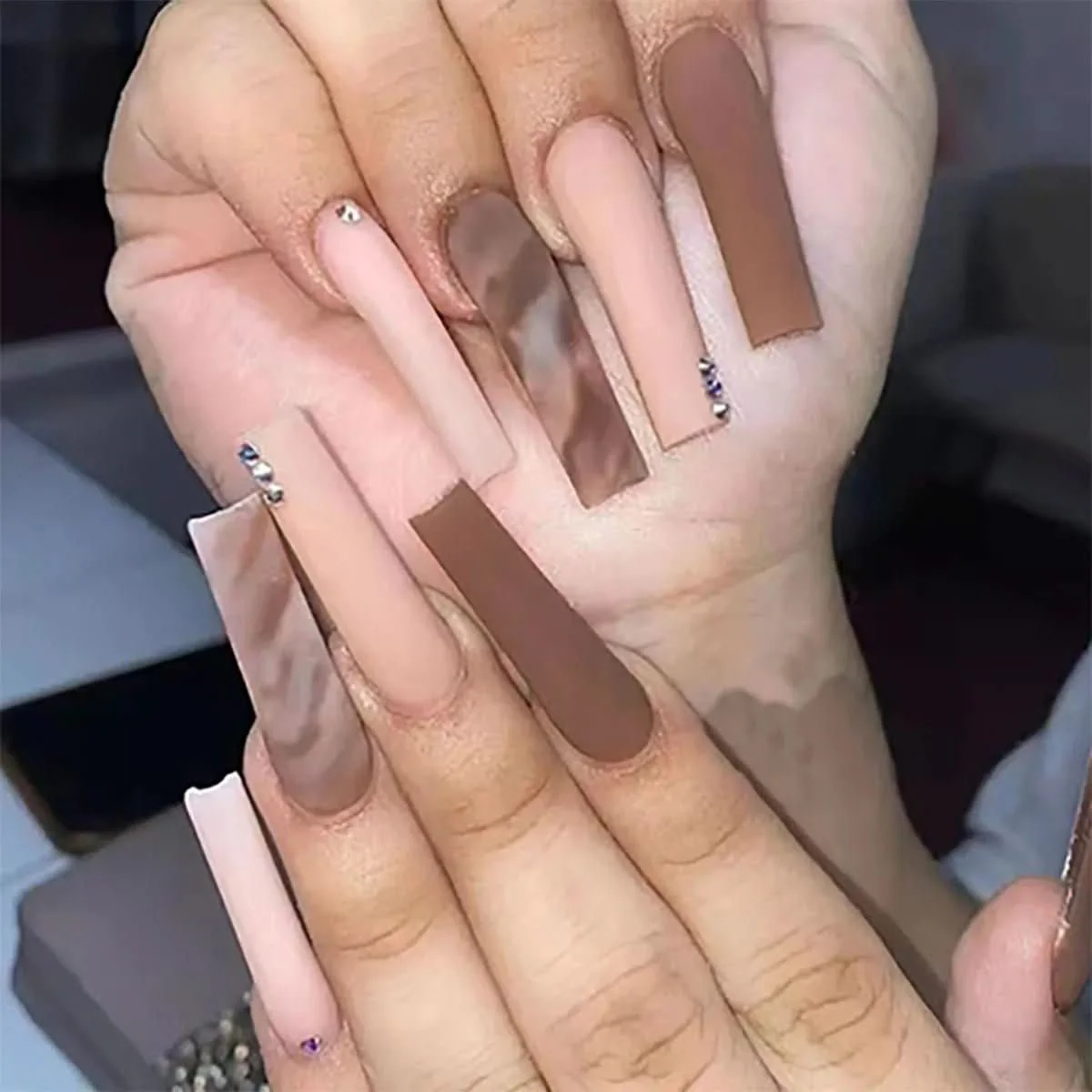 Presson Chic - 24 pieces pink nails with design | Quick to apply & elegant for any occasion - Image 10