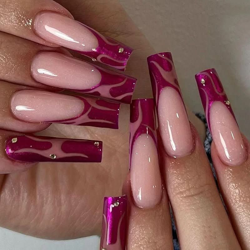 Presson Chic - 24 pieces pink nails with design | Quick to apply & elegant for any occasion - Image 2