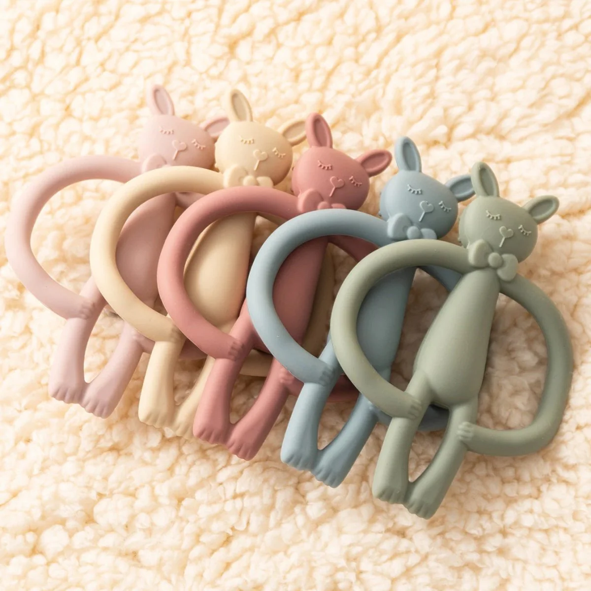RABBITSOFT – Light silicone teething ring with cartoon rabbit motif for small hands - Image 6