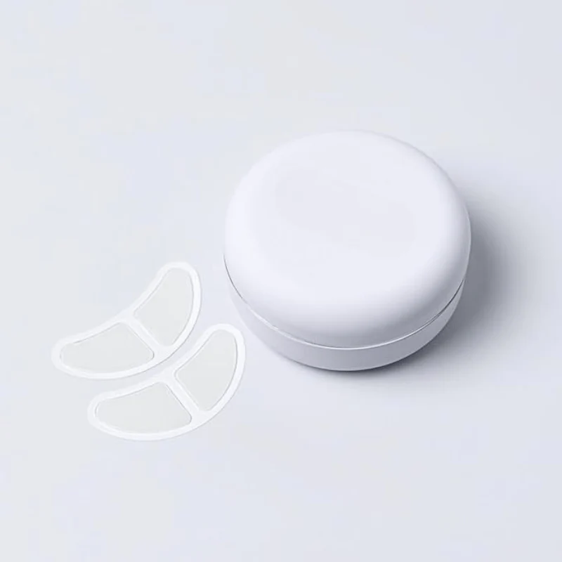 Radiant Pods - Luxurious home treatment for radiant eyes with red light & microcurrent - Image 7