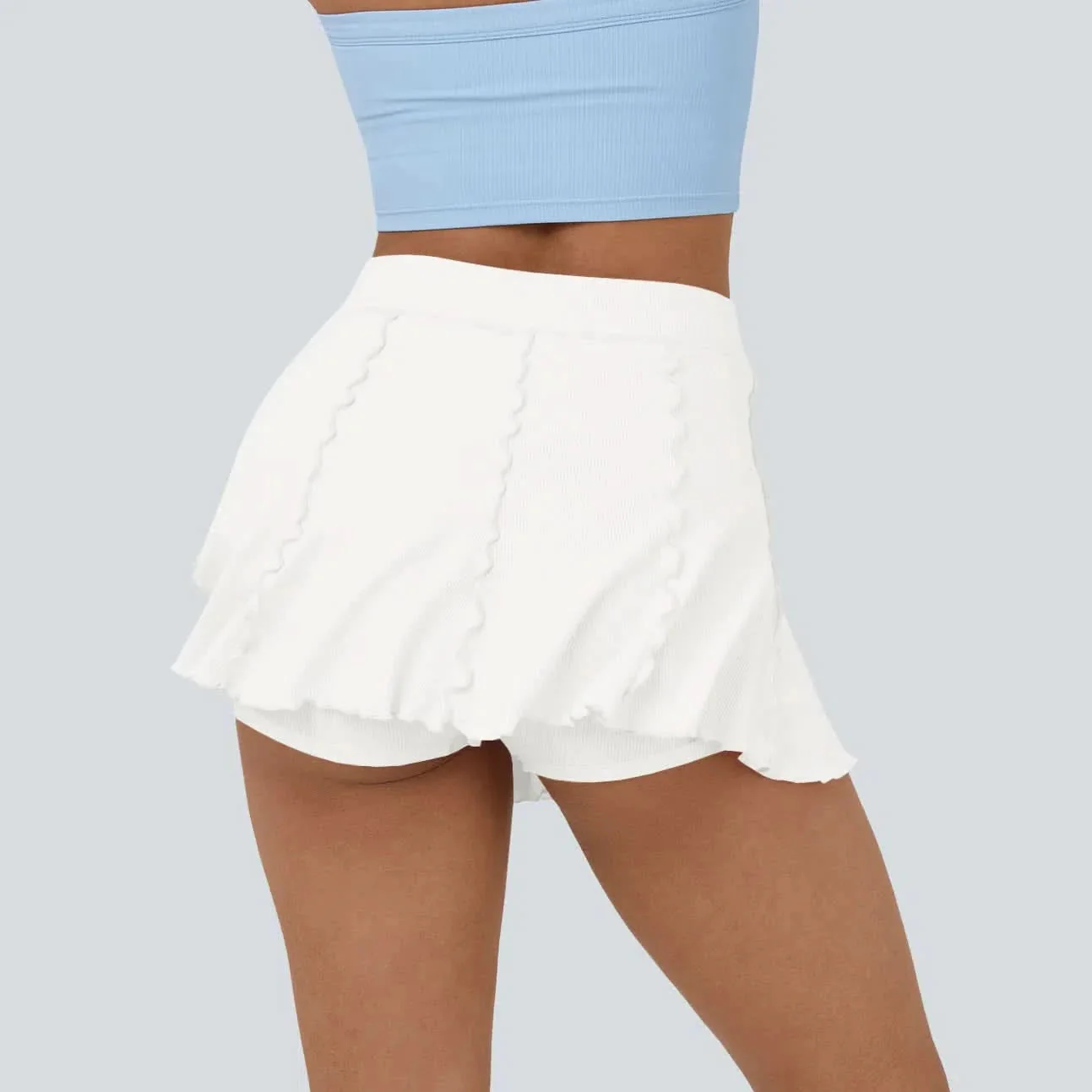 RIBBEDKNIT - Feminine 2-in-1 tennis skirt with playful flounce hem - Image 4