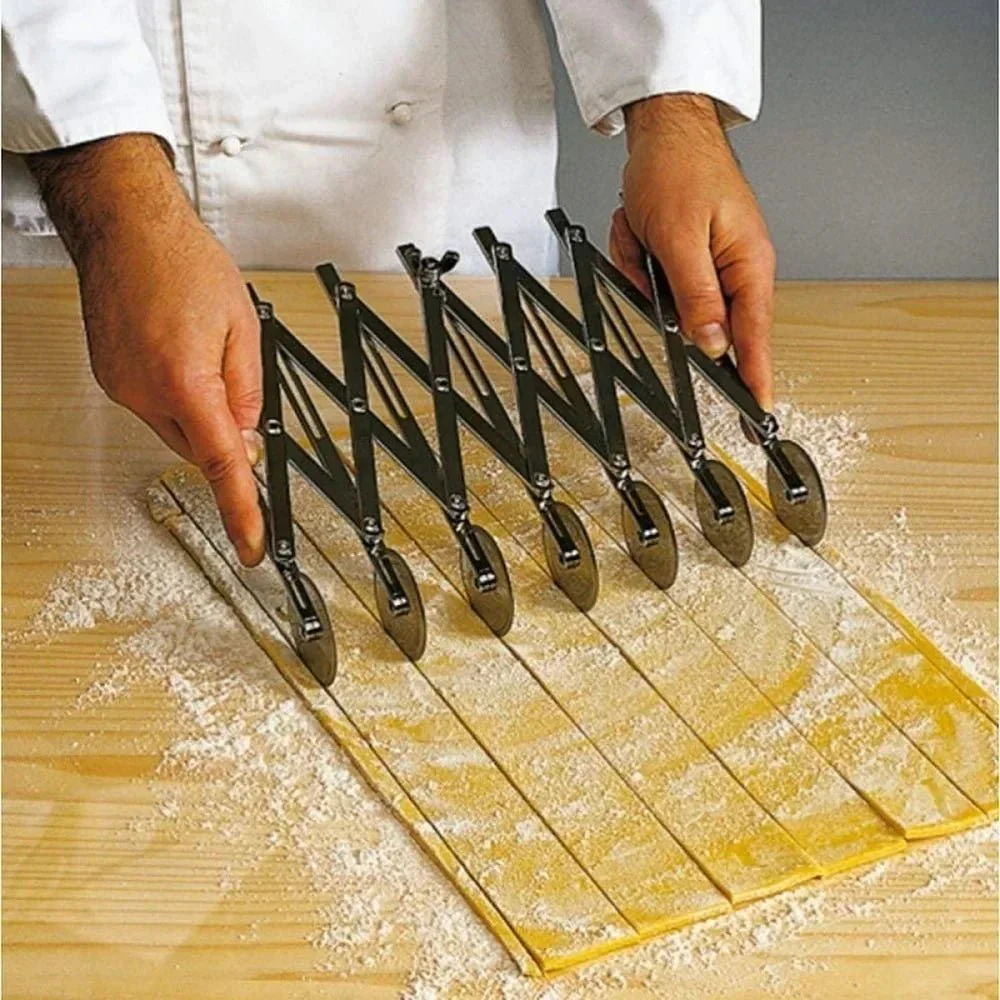 ROLLCHEF – Adjustable Dough Cutter with Wheel for Clean, Even Cuts - Image 2