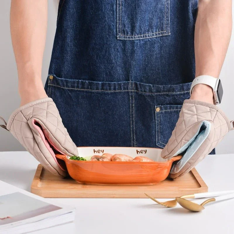 SAFEFINS – Heat-resistant fish-shaped silicone oven glove with non-slip grip - Image 4