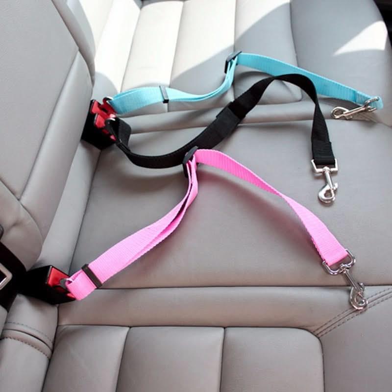SAFEPAW - Adjustable seat belt for dogs in the car - Image 3