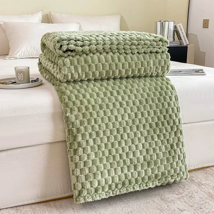 SAMTWOLKE – Cozy velvet blanket with ultra-soft checkered pattern - Image 12