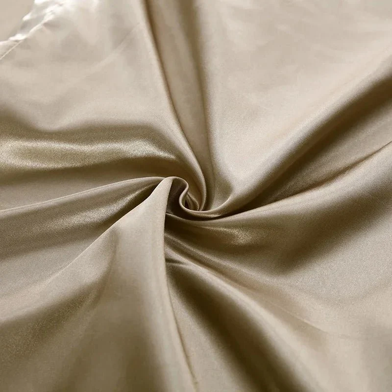 SATINLUXE – Elegant Satin Silk Bedding Set for Restful Sleep Comfort - Image 3