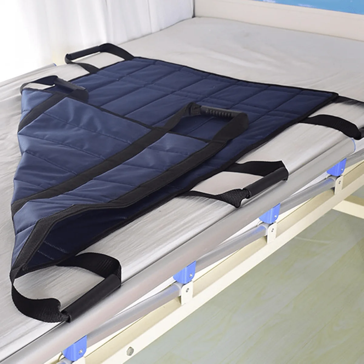 SENIORMOVE – Comfortable transfer aid with padded support - Image 6
