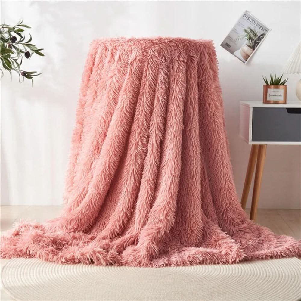 SILKFURIA – Soft artificial fur blanket with velvet-like warmth - Image 9