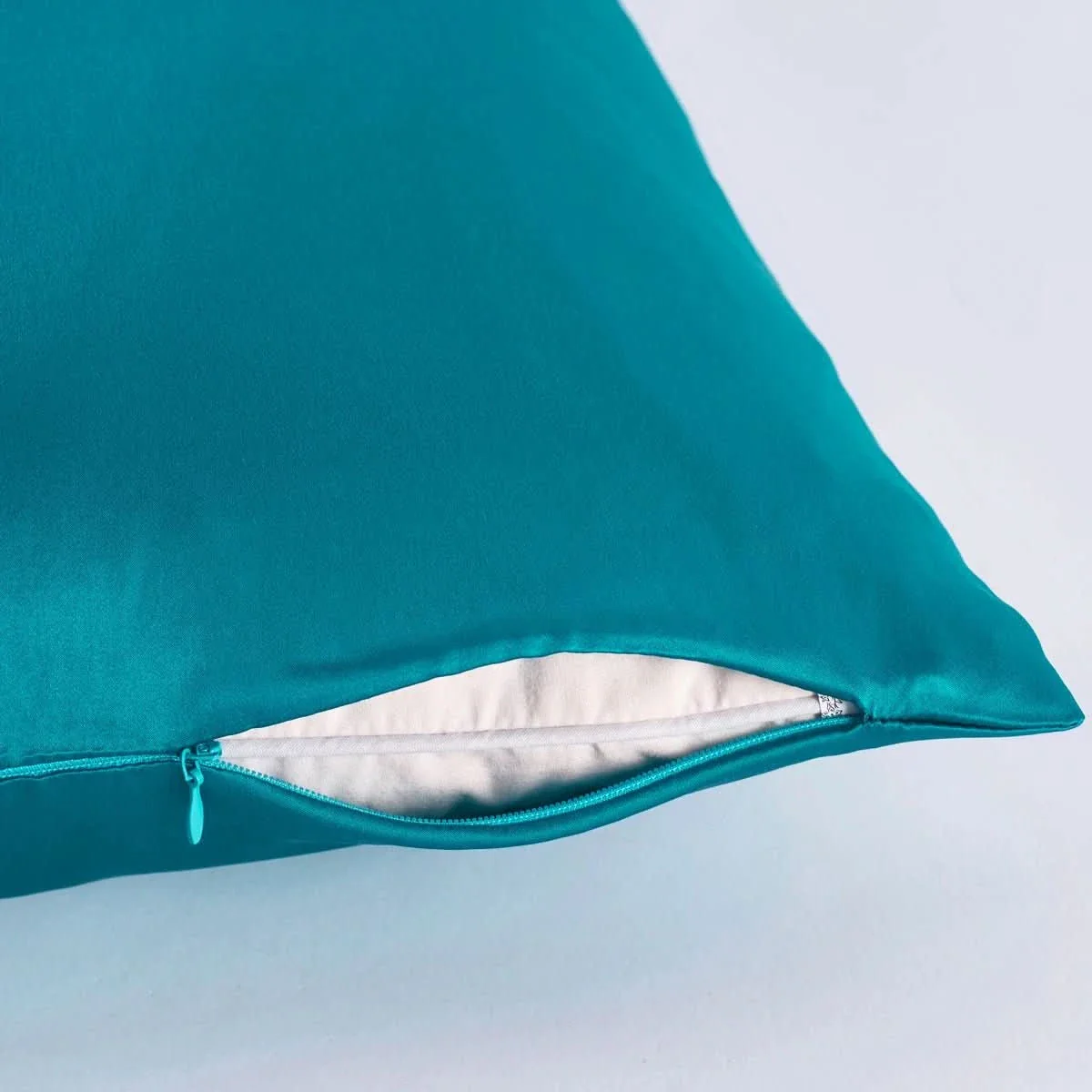 SilkHaven Pillow Case – Luxurious Silk Pillow Cover for Restful Sleep - Image 4