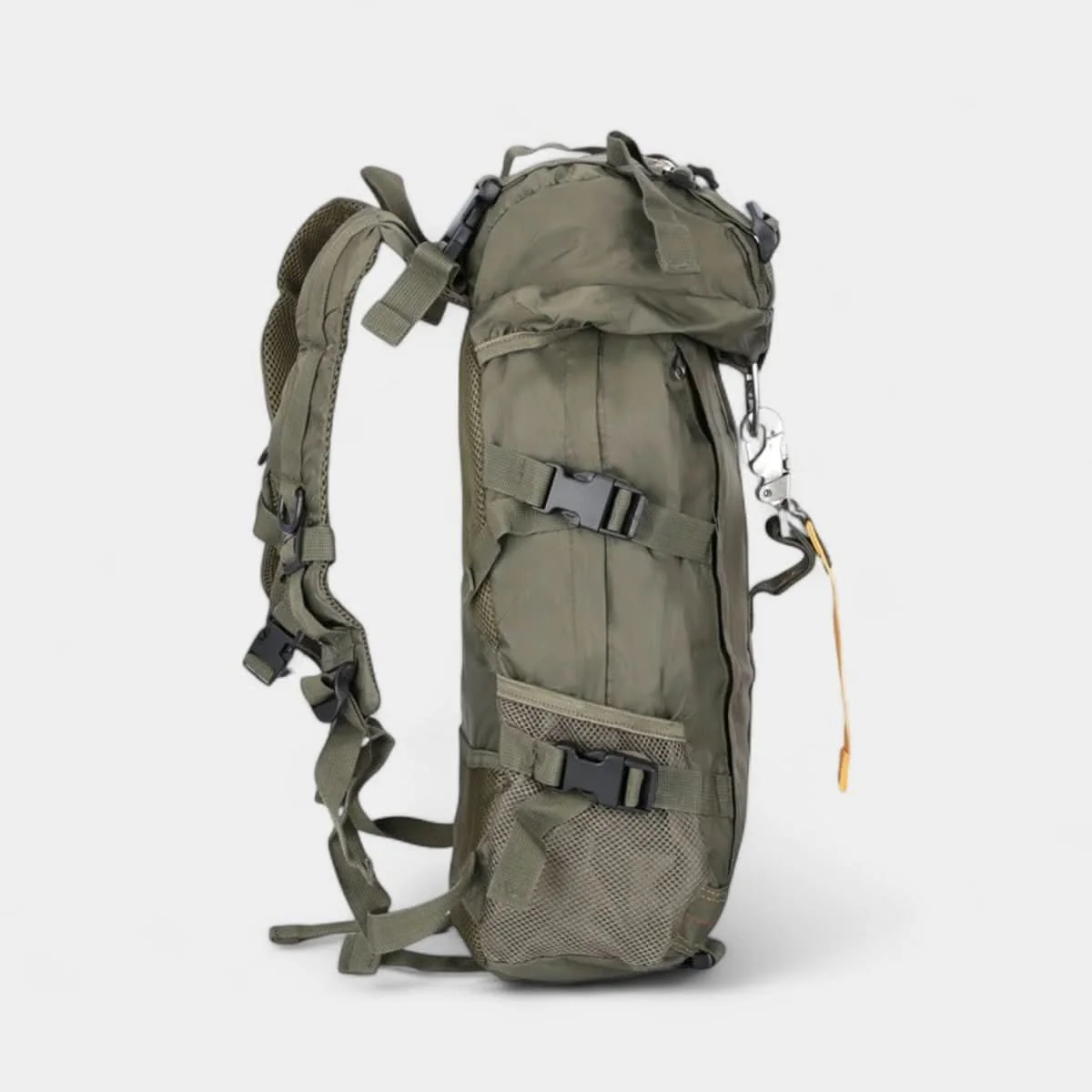 SKYBORNE TACTICAL - Robust 30L outdoor rucksack with waterproof design - Image 4