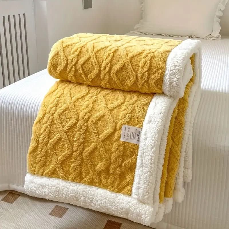 Snuggle Sherpa Blanket – Soft Reversible Fleece Blanket for Year-Round Comfort - Image 9