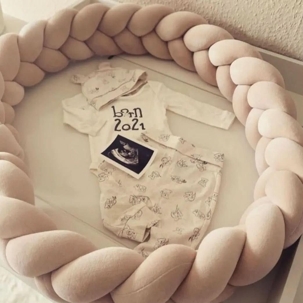 SnuggleNest - Woven baby pillow for safe and restful sleep - Image 2