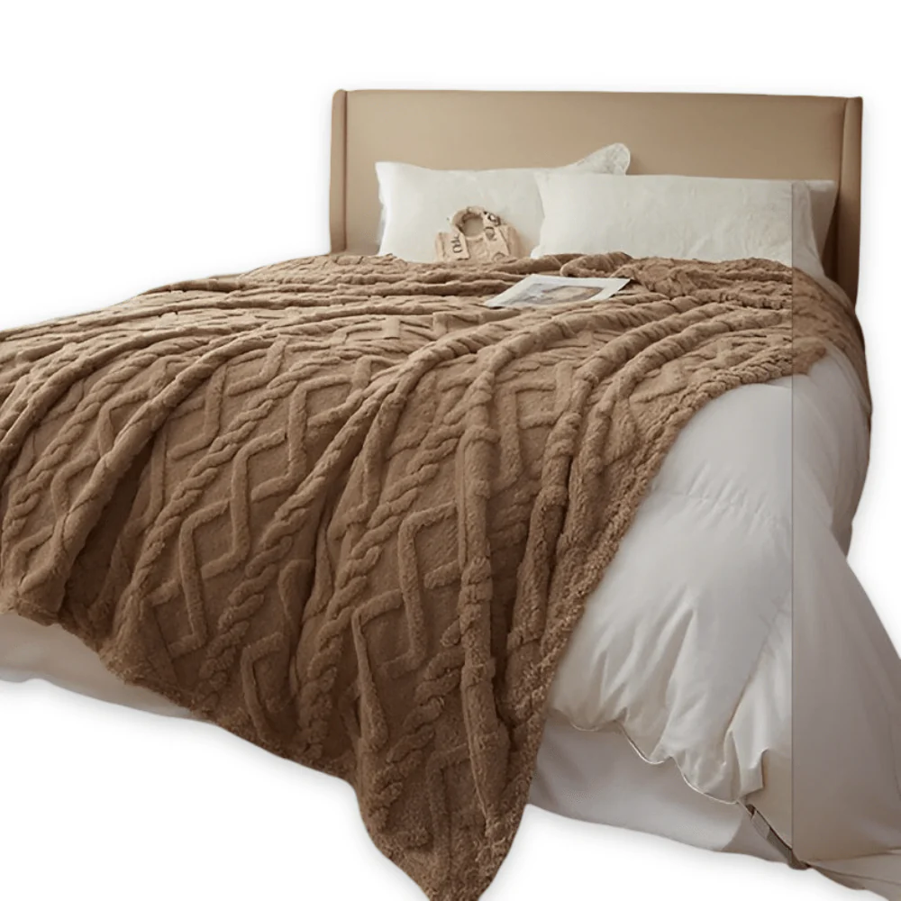 SNUGLAYERS – Double-layer fleece blanket with modern geometric design - Image 12