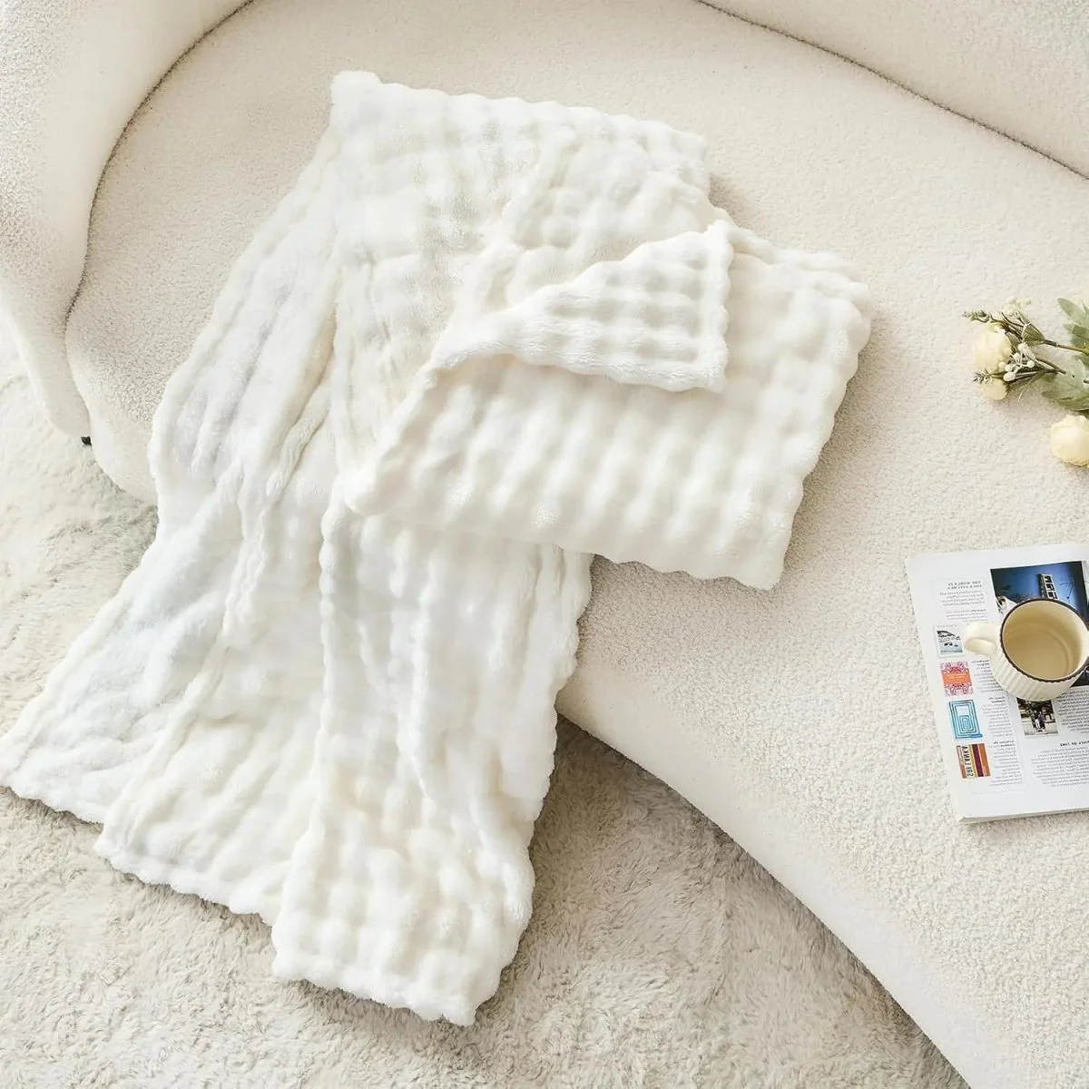 SOFTDIM – Cozy 3D Bubble Plush Blanket for All Seasons - Image 3