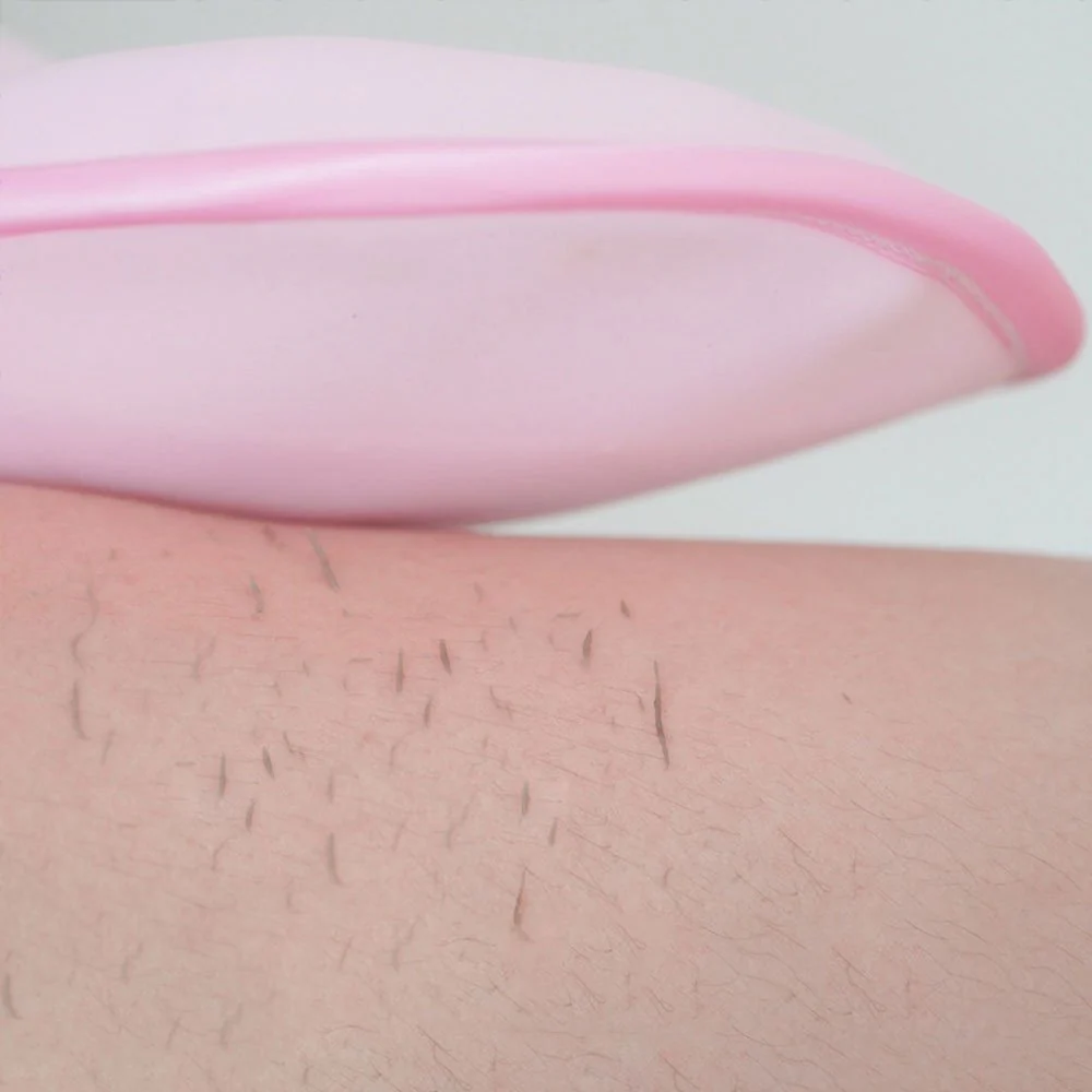 SOFTOGLOW – Gentle peeling glove for smooth skin - Image 4