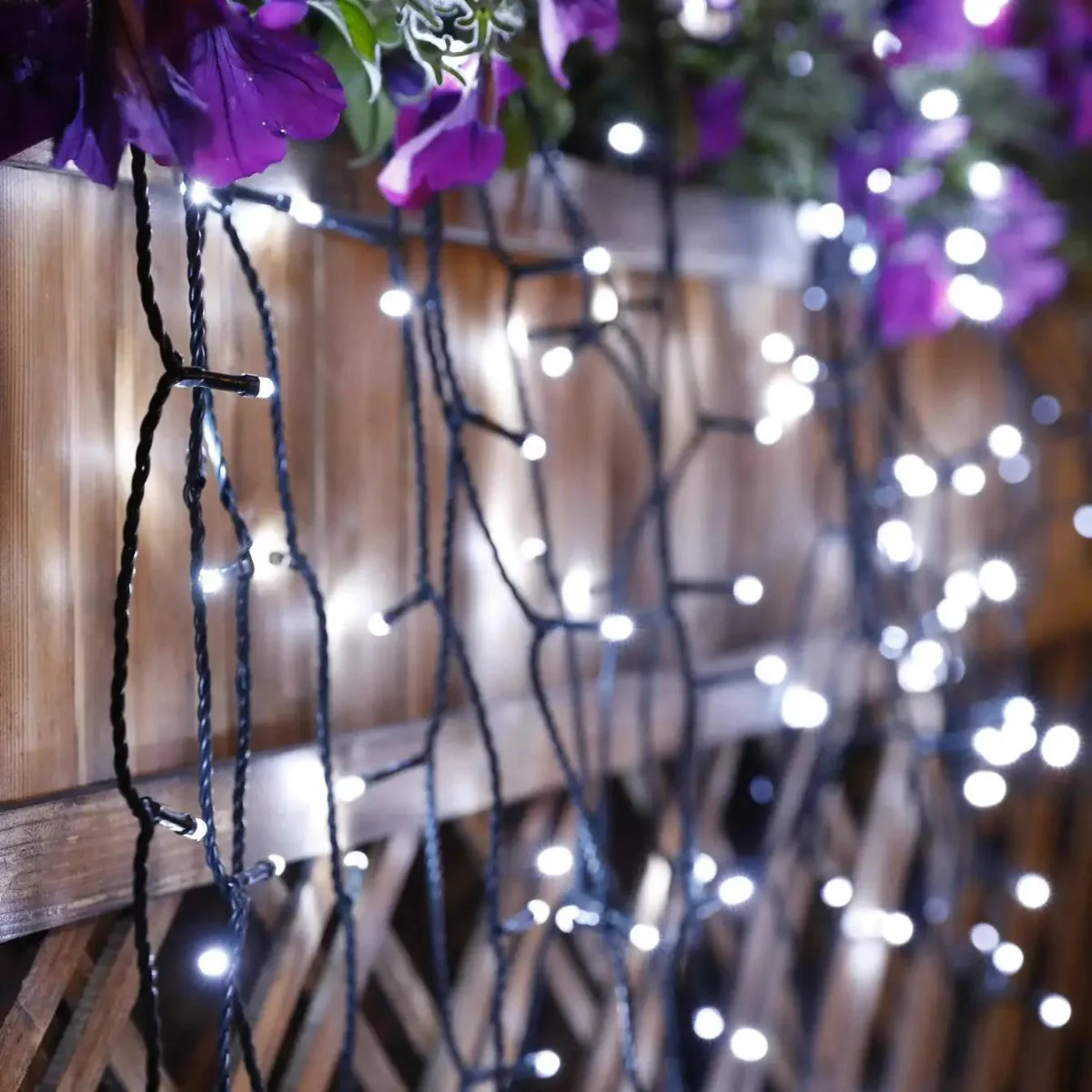 SOLARGLINT – Solar LED Garland with 300 Lights, 8 Modes, IP65 Weatherproof - Image 8