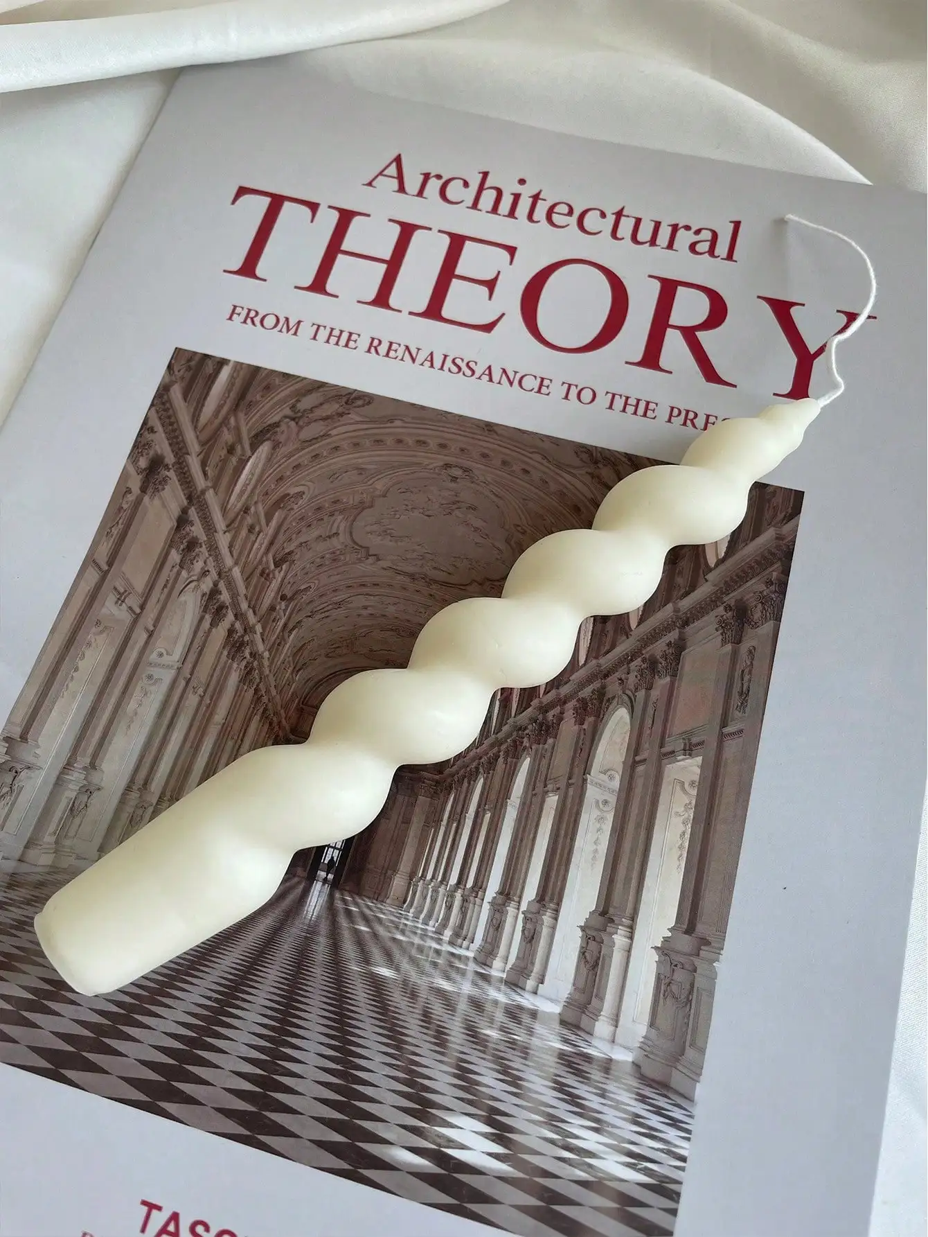 SOYTWIST – Elegant twisted taper candles made from soy wax for a gentle ambiance - Image 3