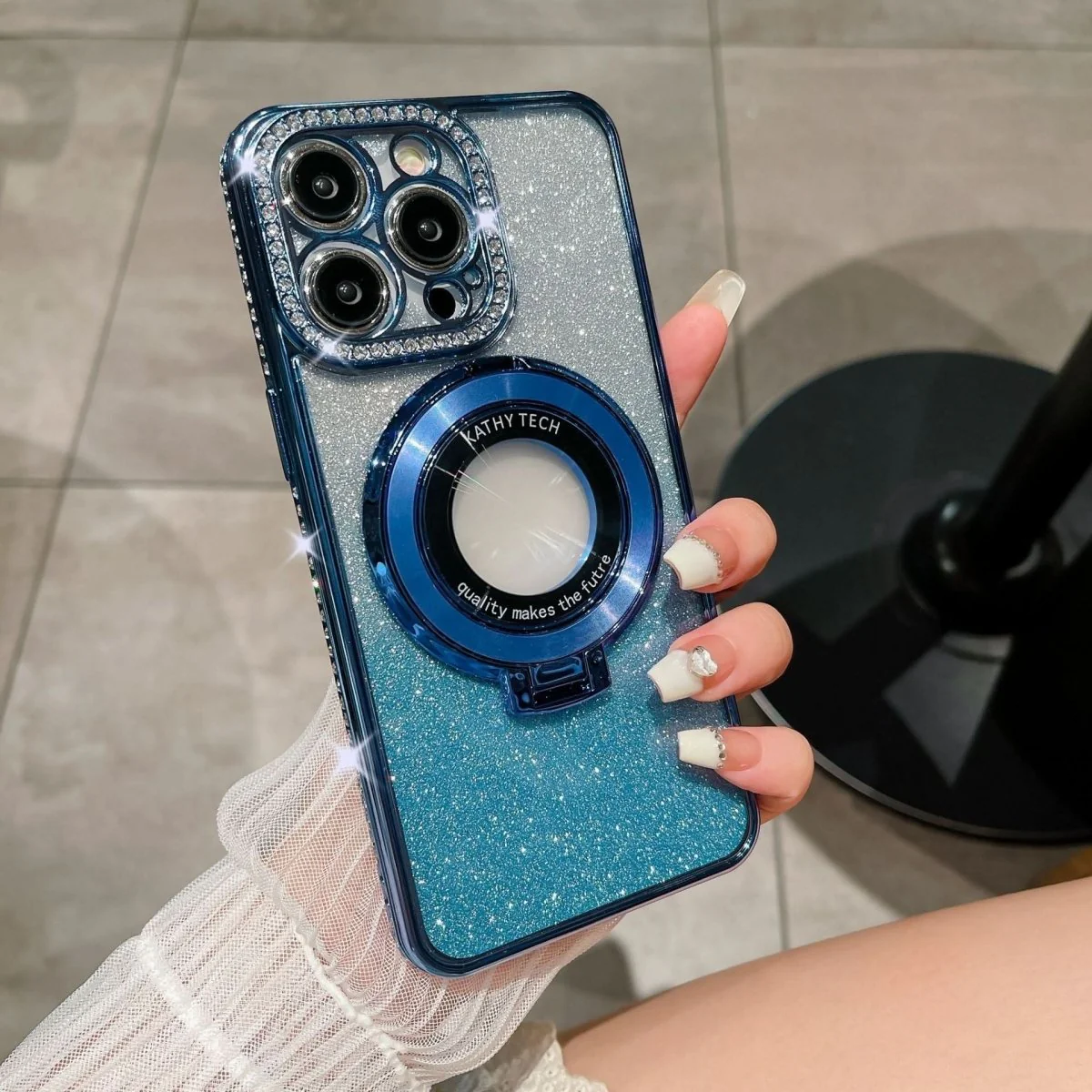 SPARKRING – Glittering MagSafe Phone Holder with Magnetic Attachment - Image 7