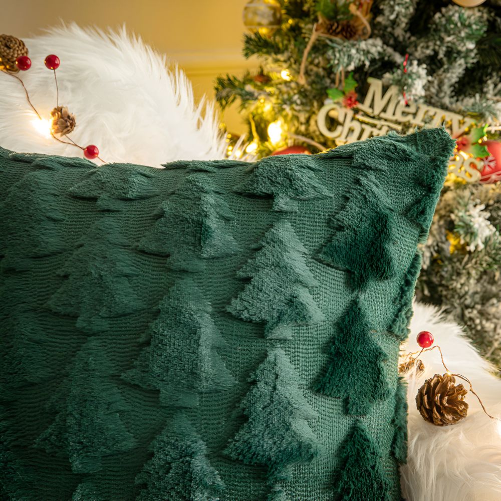 SPRUCELY – Cozy Plush Christmas Tree Pillowcase made of Ultra-Soft Fabric - Image 6