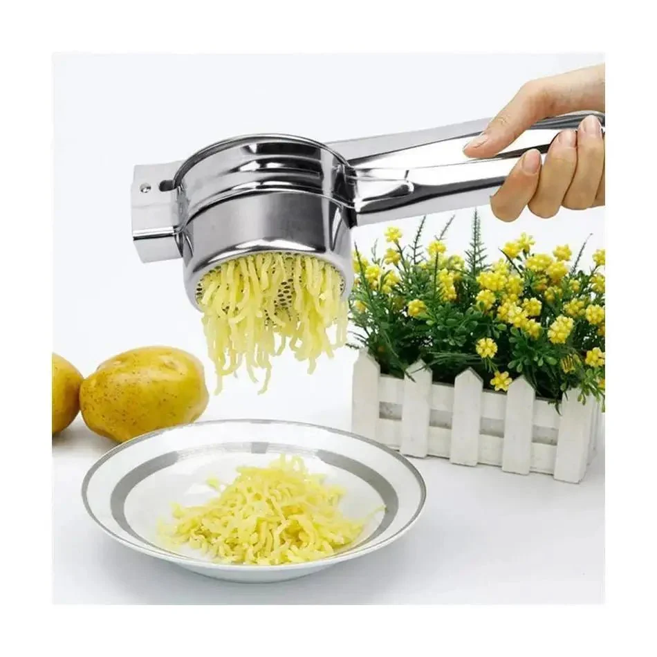 SQUEEZOR – 3-in-1 stainless steel potato press for fruit & vegetables - Image 4