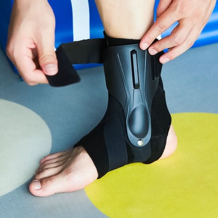 Stability brace - Ergonomic ankle support with double stabilisers & Grip Tech