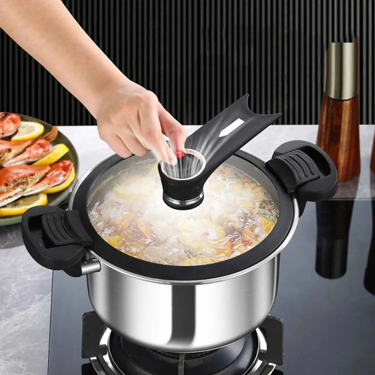 STEELPRESS – Compact stainless steel pressure cooker for quick meals anywhere - Image 4