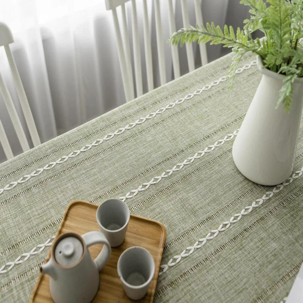 TABLELUXE – Tablecloth made of cotton and linen for an elegant look - Image 4