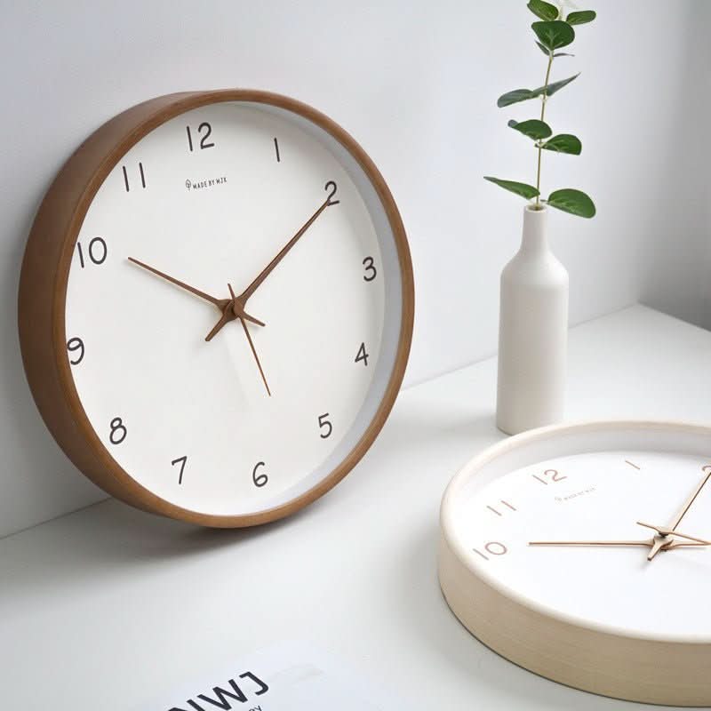 TIMEHAVEN – Quiet Wooden Wall Clock with Battery Operation - Image 3