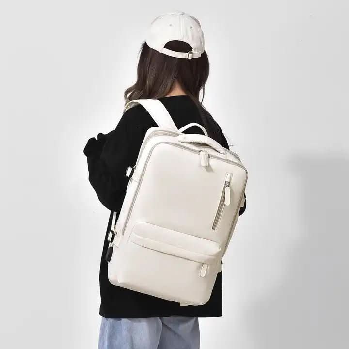 TrailSafe Pro - Robust adventure backpack with safety compartments & lightweight design - Image 5