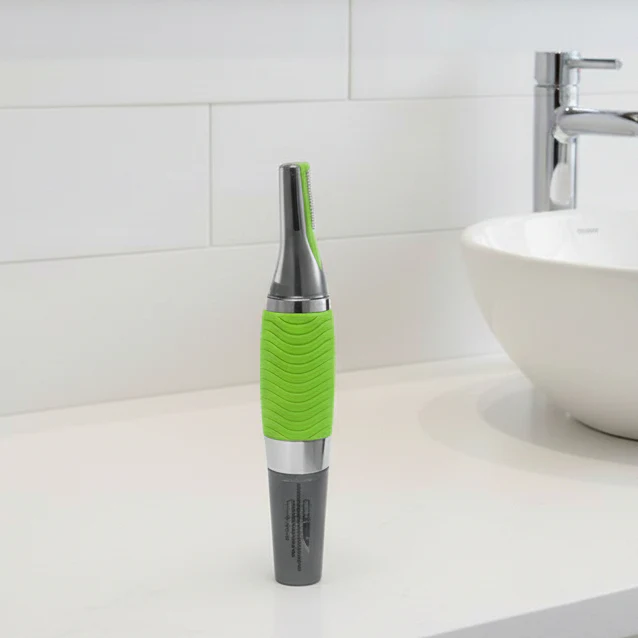 Trimmaster - Precise nose & ear trimmer with LED light for gentle hair removal