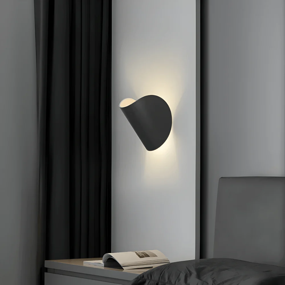 TWIST WALLLIGHT - Rotatable wall light for flexible & targeted lighting - Image 2
