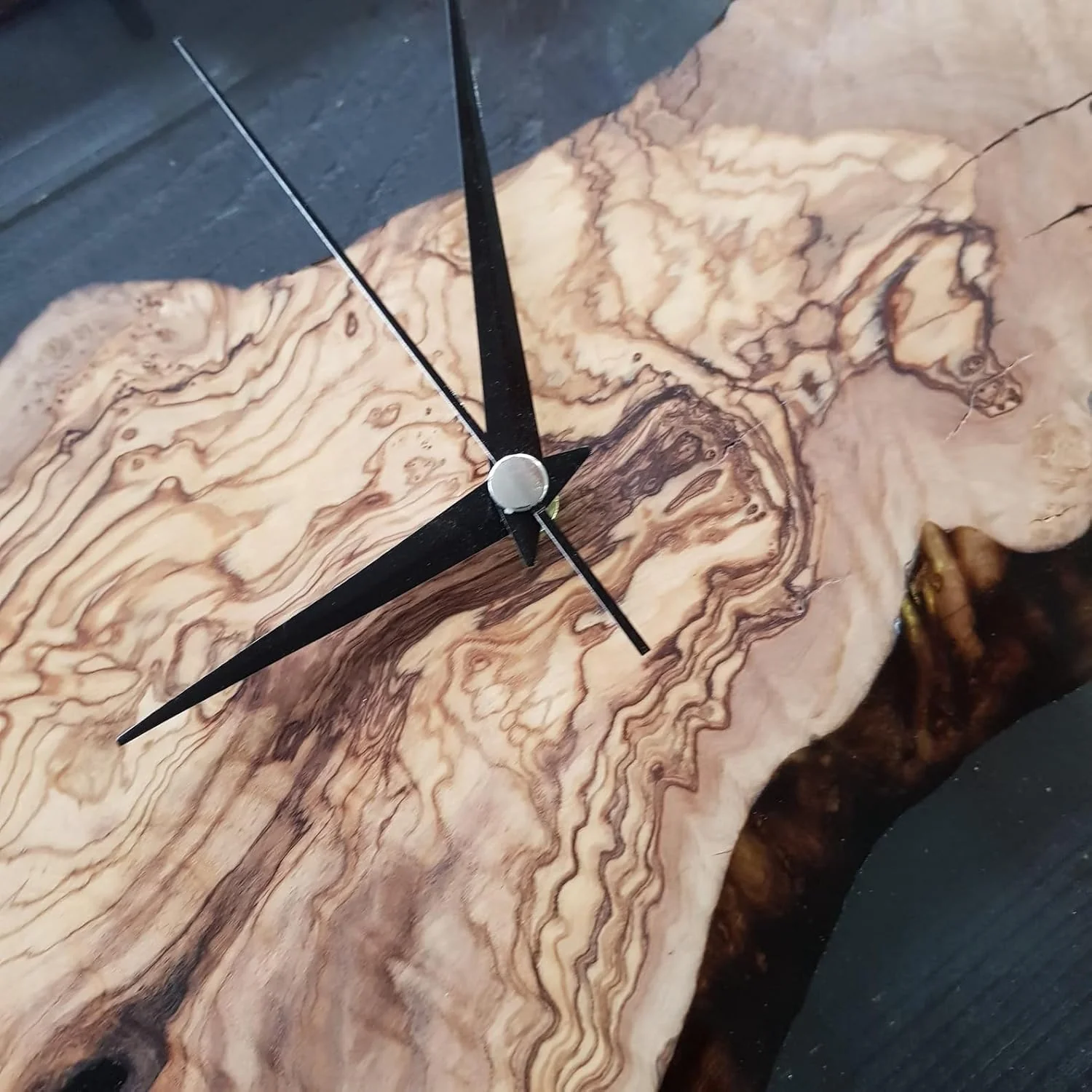 VIKTID ELMWAY – Nordic Silent Wooden Wall Clock for Home and Office - Image 3