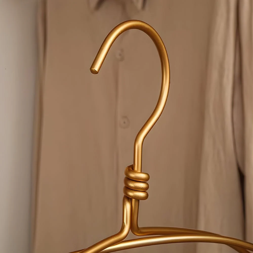 WARDÉX – Heavy-Duty extra wide aluminum clothes hanger set, set of 6 - Image 8