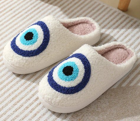 WINTERHOOF – Warm, Non-Slip House Slippers with Deer Motif for Winter - Image 8